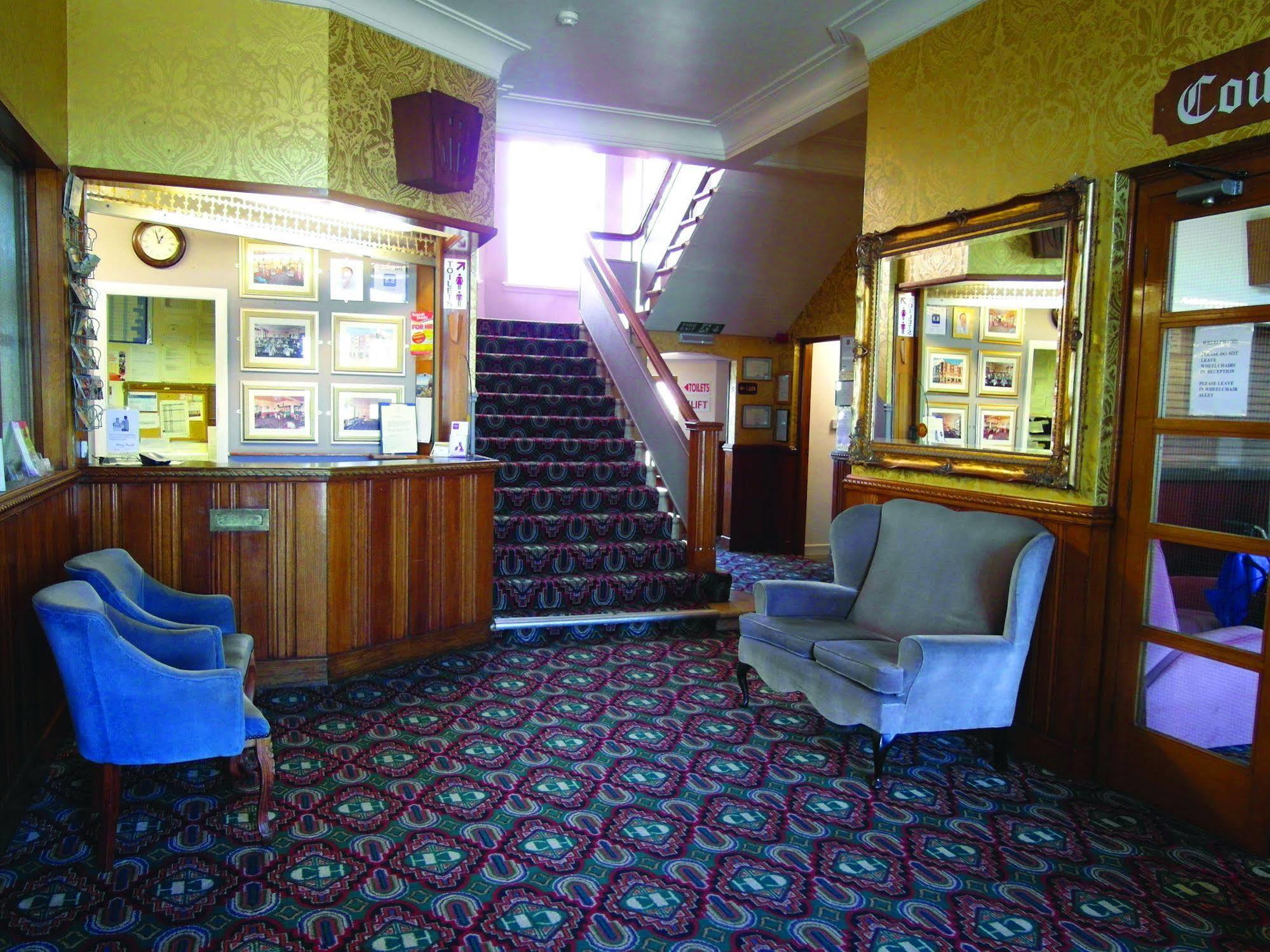 County Hotel Skegness Exteriör bild